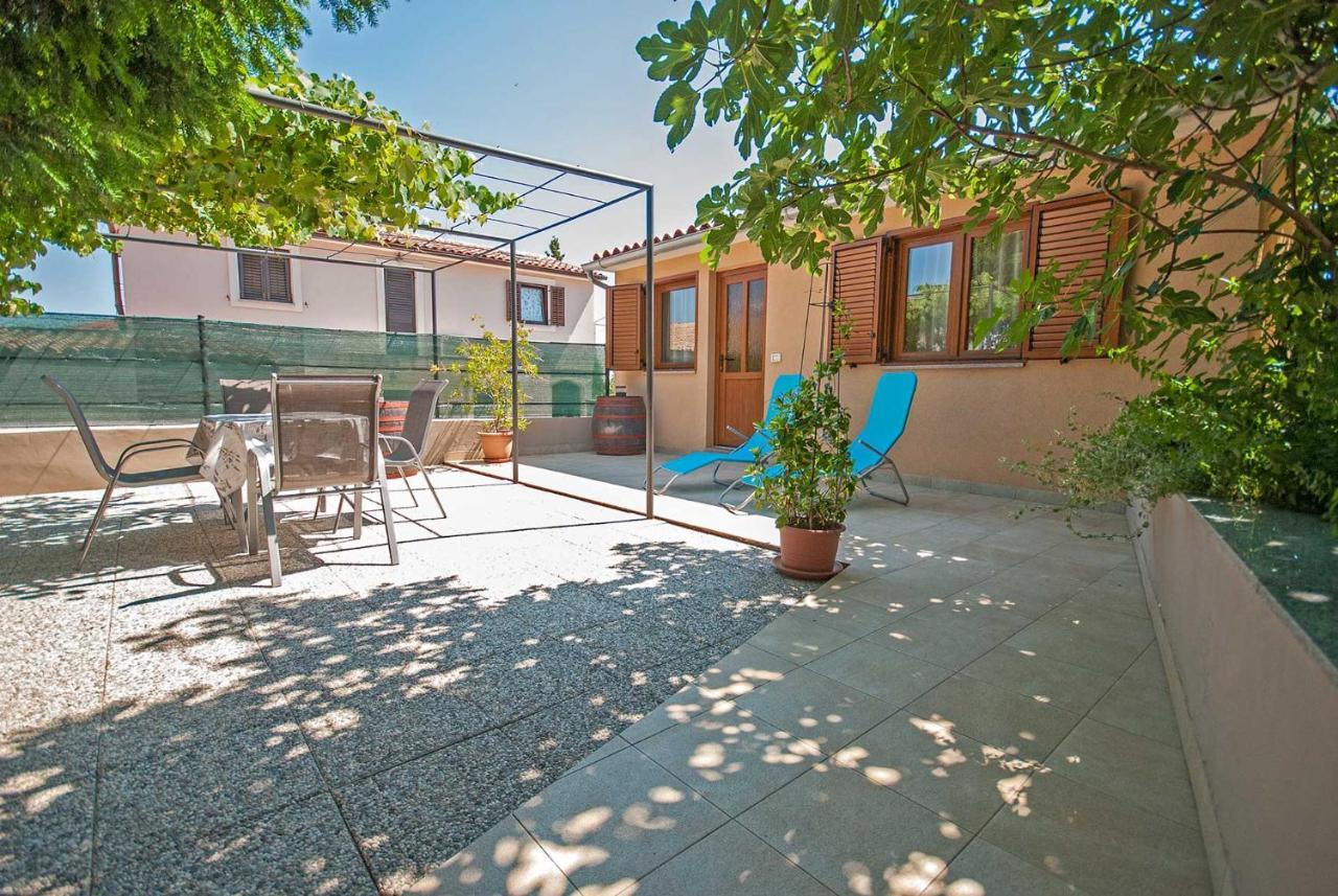 Apartman Kirac Помер Екстериор снимка